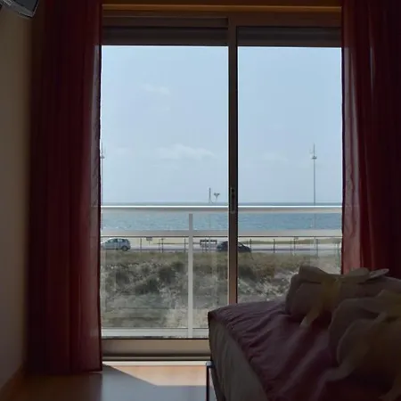 アパート T2 Vista Mar ナザレ